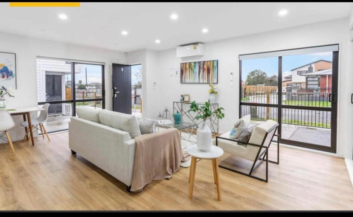 Private Double Bedroom With Attached Bathroom Near 12 Min To Auckland Airport Exterior foto