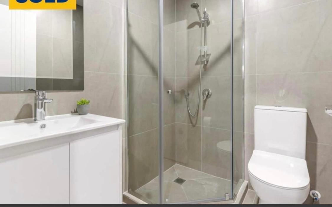 Private Double Bedroom With Attached Bathroom Near 12 Min To Auckland Airport Exterior foto